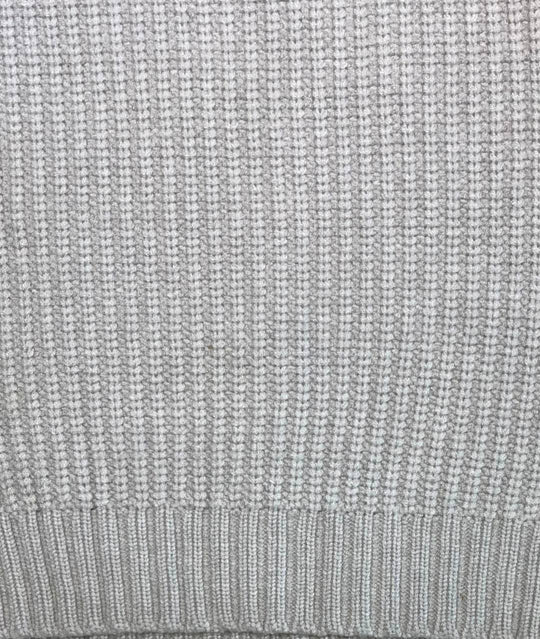 Grauer Kinder Strickpullover Detailansicht