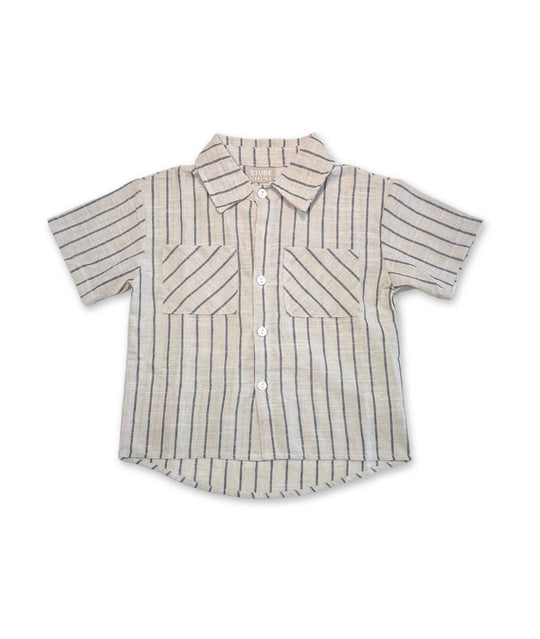 Gestreiftes Sommerhemd für Jungs mit Kragen und Knöpfen
